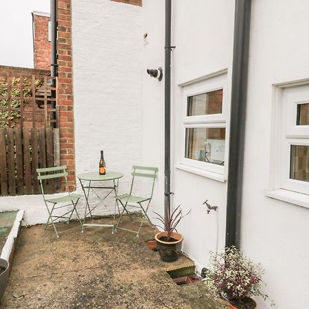Barnaby Cottage Yarm Exterior foto